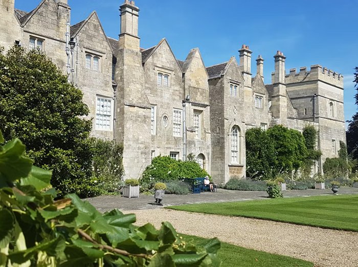 How To Maintain Windows In A Listed Building