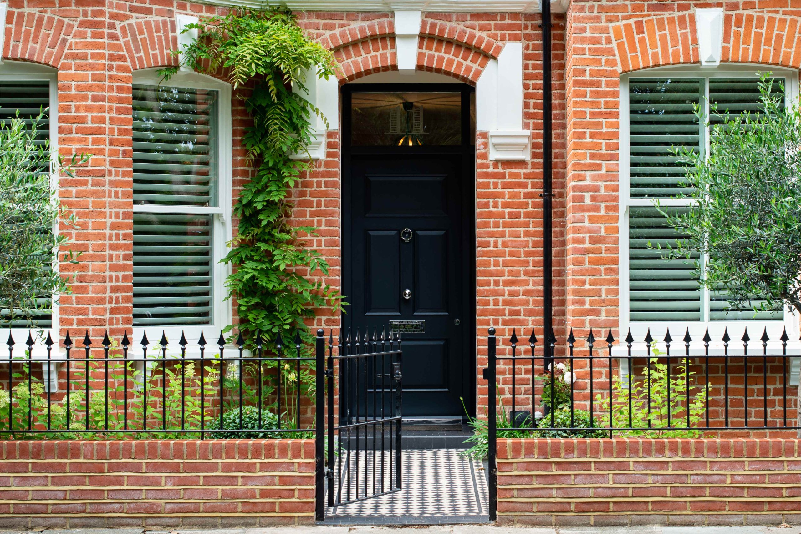 solid soundproofing doors